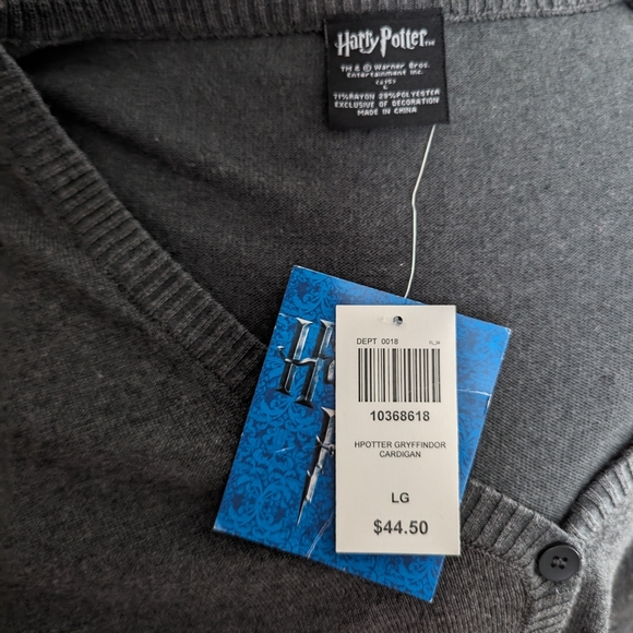 NWT Harry Potter Gryffindor Girls Cardigan - Picture 9 of 12